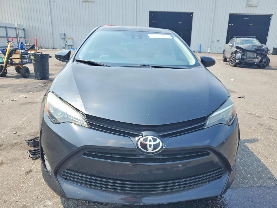 Продажа на аукционе авто 2019 Toyota Corolla, vin: 5YFBURHE0KP883415, номер лота: 60755396