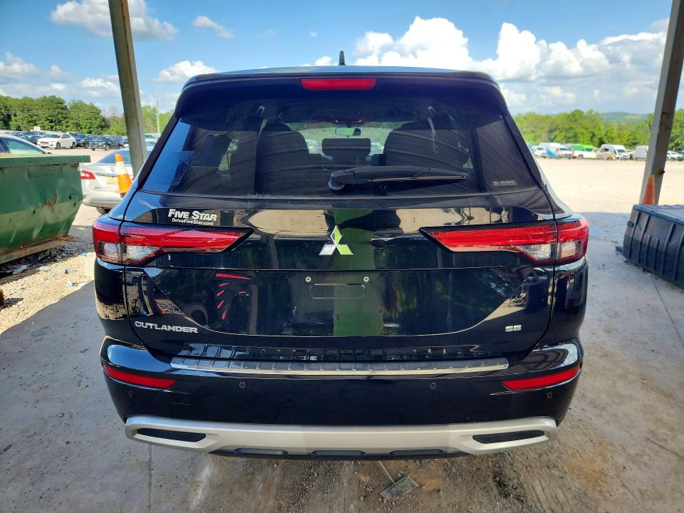 61772376 :رقم المزاد ، JA4J4UA84NZ052426 vin ، 2022 Mitsubishi Outlander مزاد بيع