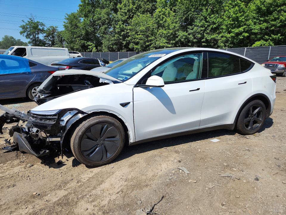 2026 Tesla Model Y მანქანა იყიდება აუქციონზე, vin: 7SAYGDEE5TA674872, აუქციონის ნომერი: 60989436