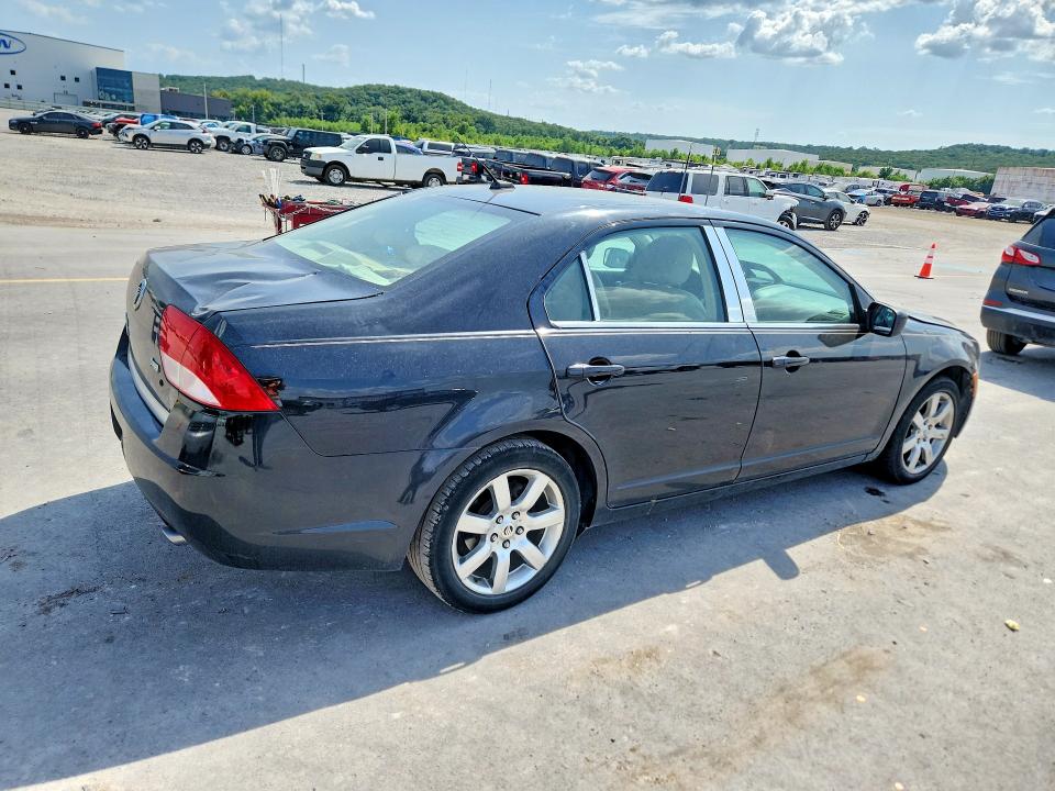 62823046 :رقم المزاد ، 3MEHM0JG7AR648700 vin ، 2010 Mercury Milan مزاد بيع