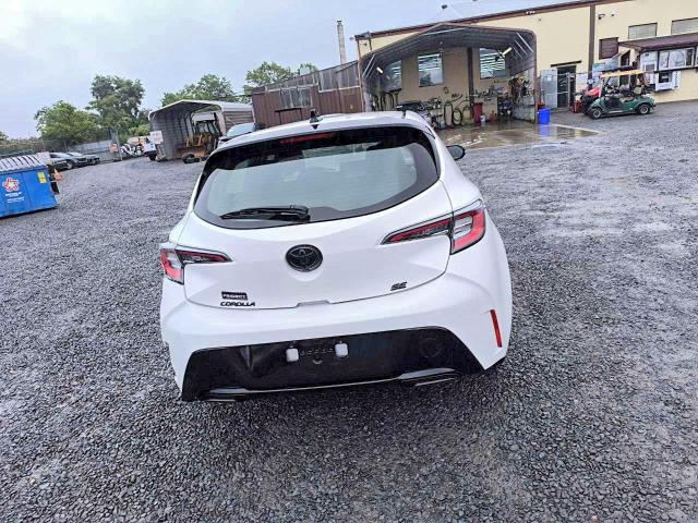 60581246 :رقم المزاد ، JTND4MBE2N3151848 vin ، 2022 Toyota Corolla Hatchback مزاد بيع