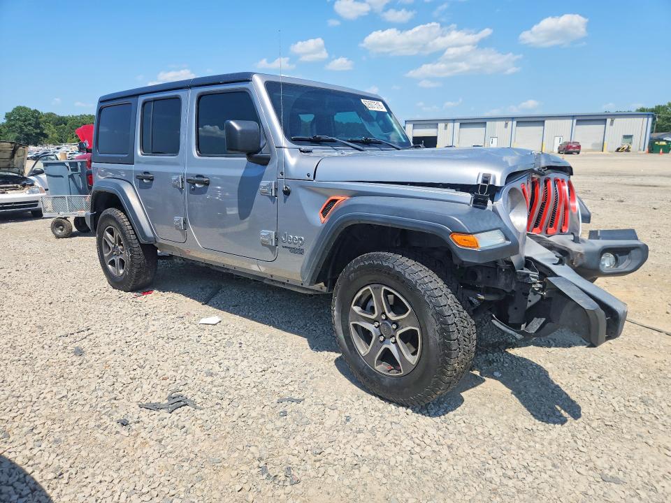62607516 :رقم المزاد ، 1C4HJXDG6JW130220 vin ، 2018 Jeep Wrangler Unlimited مزاد بيع