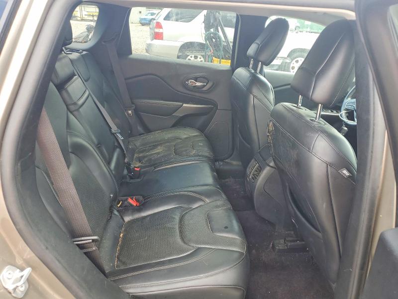 61017676 :رقم المزاد ، 1C4PJLDB3KD122789 vin ، 2019 Jeep Cherokee مزاد بيع