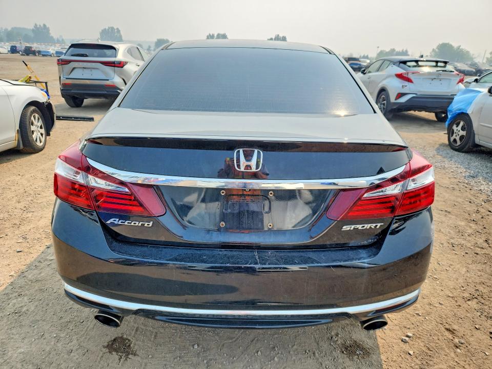 2017 Honda Accord მანქანა იყიდება აუქციონზე, vin: 1HGCR2F59HA811045, აუქციონის ნომერი: 60980196
