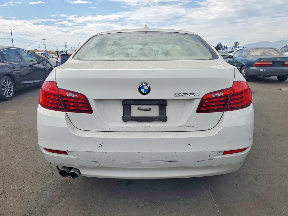 2015 Bmw 528 მანქანა იყიდება აუქციონზე, vin: WBA5A5C56FD518684, აუქციონის ნომერი: 61067206