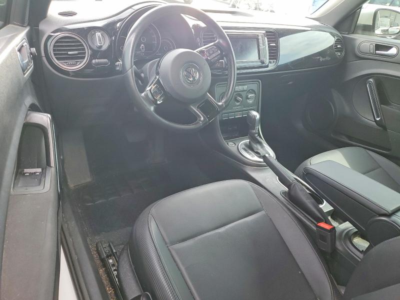 2018 Volkswagen Beetle მანქანა იყიდება აუქციონზე, vin: 3VWFD7AT4JM714189, აუქციონის ნომერი: 62108146