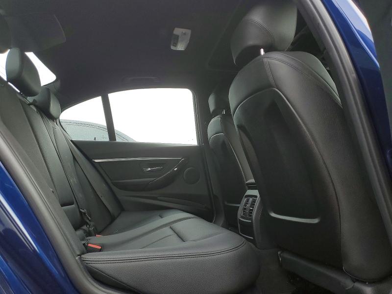 61898836 :رقم المزاد ، WBA8D9C51JEM31399 vin ، 2018 Bmw 330 مزاد بيع