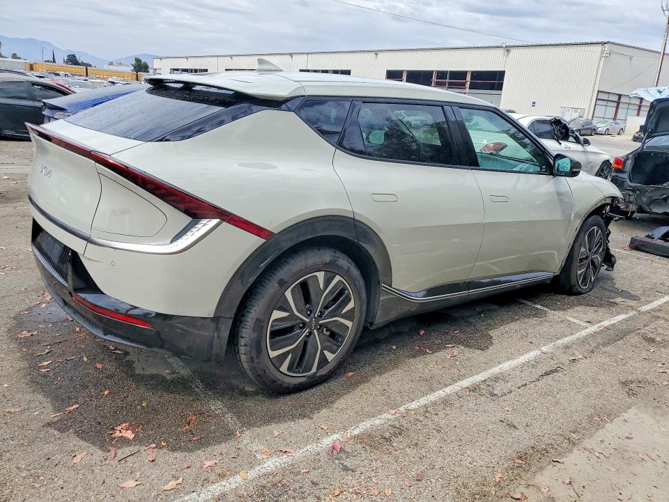 Продаж на аукціоні авто 2023 Kia Ev6, vin: KNDC34LA6P5113397, номер лоту: 60320556
