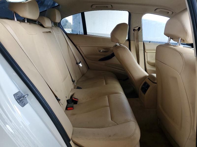 57184816 :رقم المزاد ، WBA3B1C57EP680687 vin ، 2014 Bmw 320 مزاد بيع