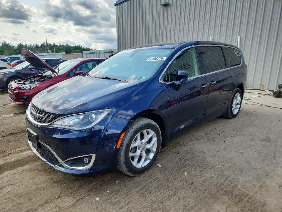 Продаж на аукціоні авто 2018 Chrysler Pacifica, vin: 2C4RC1FG0JR113365, номер лоту: 62108976
