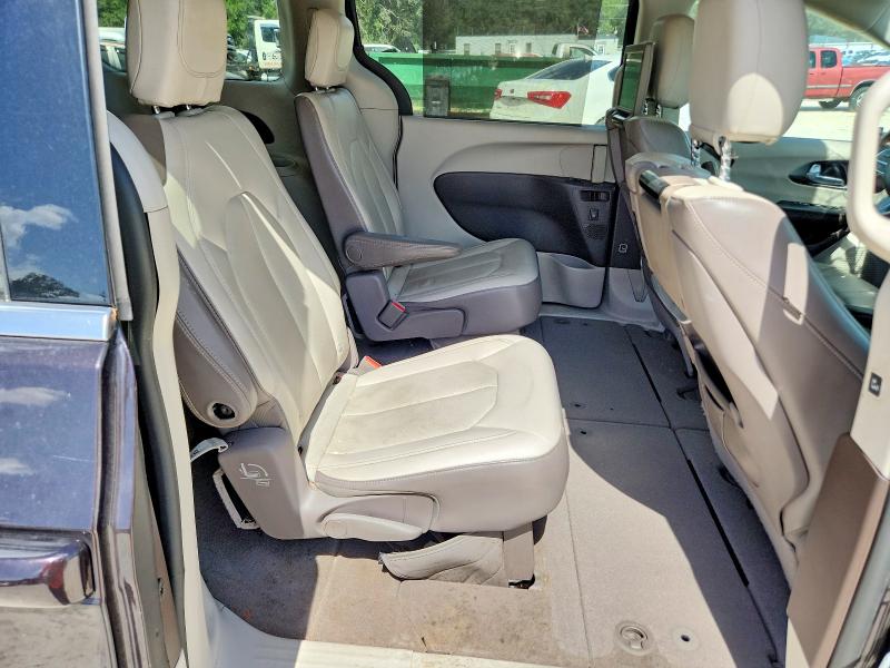 Продаж на аукціоні авто 2017 Chrysler Pacifica, vin: 2C4RC1EG5HR525583, номер лоту: 61089786