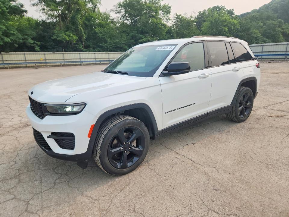 Продаж на аукціоні авто 2024 Jeep Grand Cherokee, vin: 1C4RJHAGXR8944207, номер лоту: 61043876