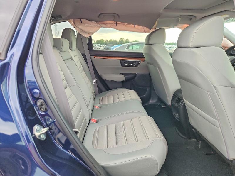 Продаж на аукціоні авто 2018 Honda Cr-v, vin: 7FARW1H58JE053581, номер лоту: 62999276