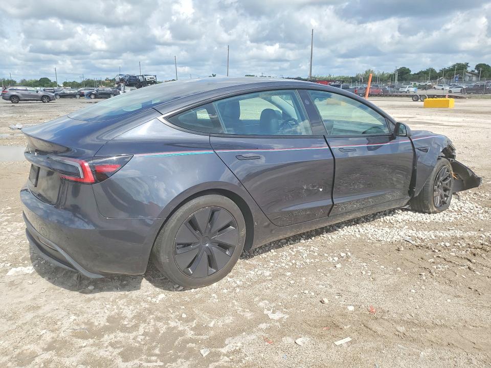 61077626 :رقم المزاد ، 5YJ3E1EA3RF734782 vin ، 2024 Tesla Model 3 مزاد بيع