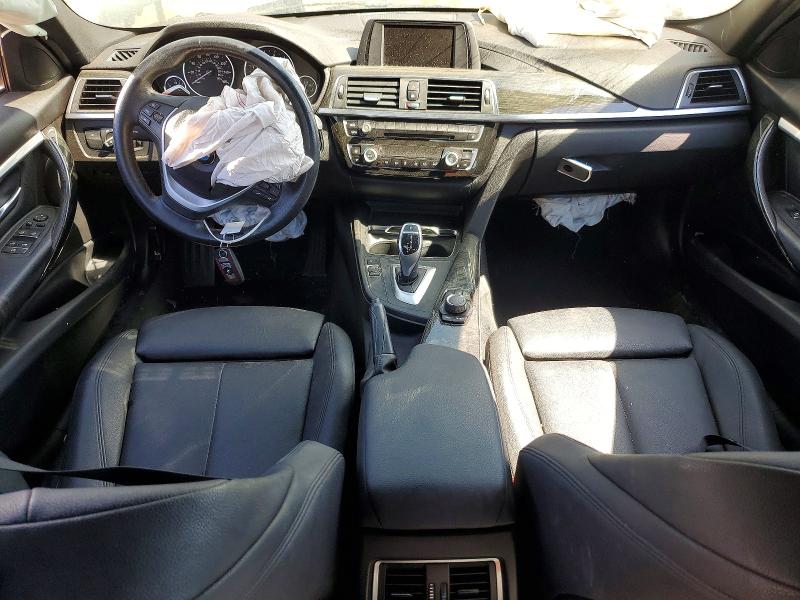 59711386 :رقم المزاد ، WBA8D9C57JA607735 vin ، 2018 Bmw 330 مزاد بيع