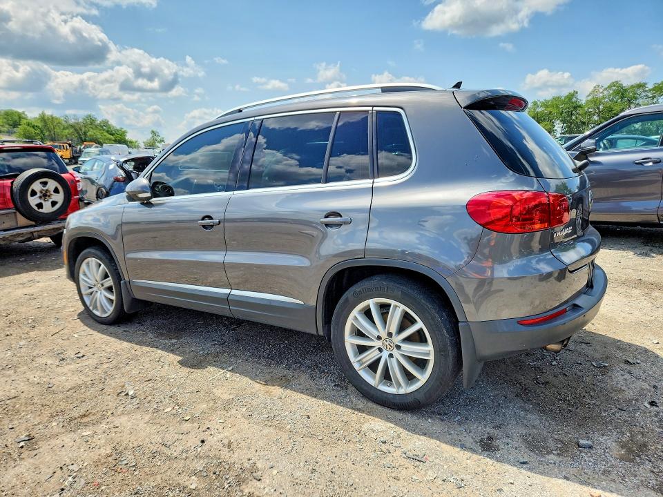 Продажа на аукционе авто 2015 Volkswagen Tiguan, vin: WVGBV7AX5FW603252, номер лота: 63012306