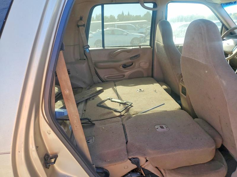 63219966 :رقم المزاد ، 1FMPU18L0XLB16813 vin ، 1999 Ford Expedition مزاد بيع