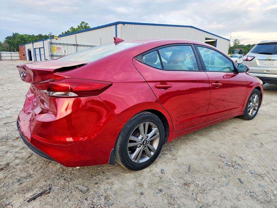 61015906 :رقم المزاد ، 5NPD84LFXHH199543 vin ، 2017 Hyundai Elantra مزاد بيع