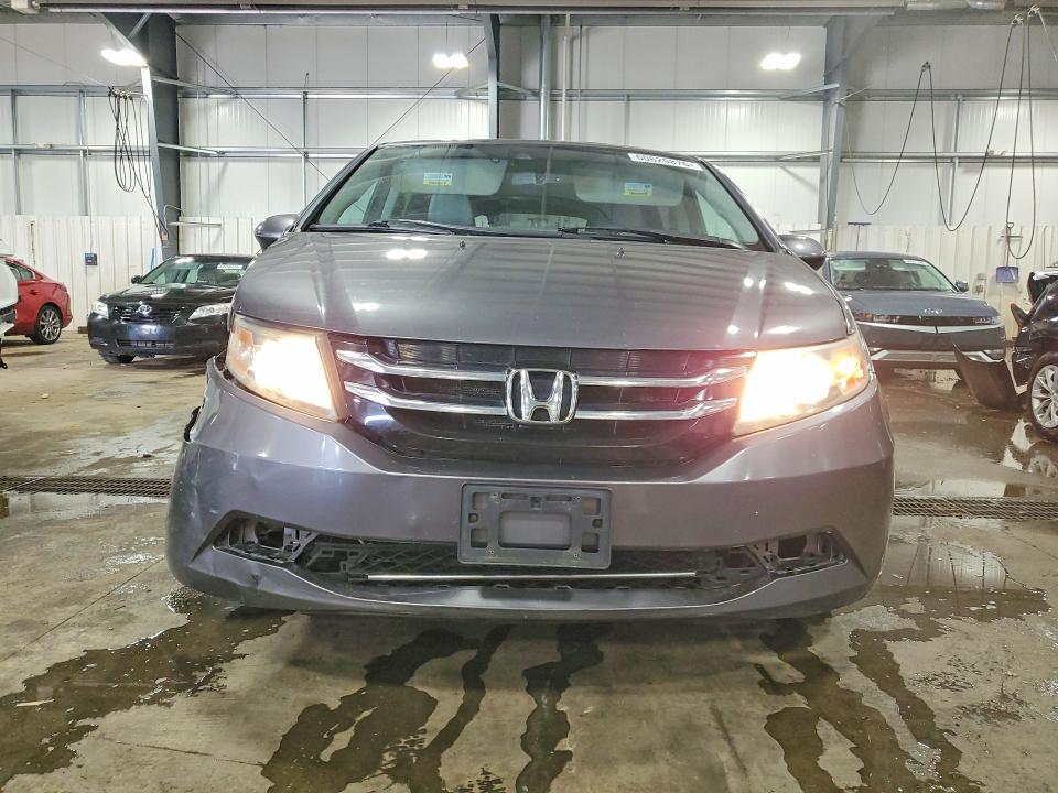 60620876 :رقم المزاد ، 5FNRL5H67EB084170 vin ، 2014 Honda Odyssey مزاد بيع