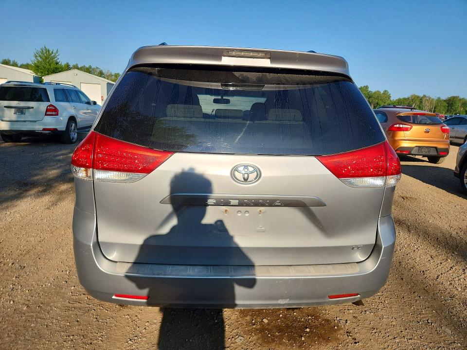 Продажа на аукционе авто 2014 Toyota Sienna, vin: 5TDKK3DC0ES495152, номер лота: 61787716