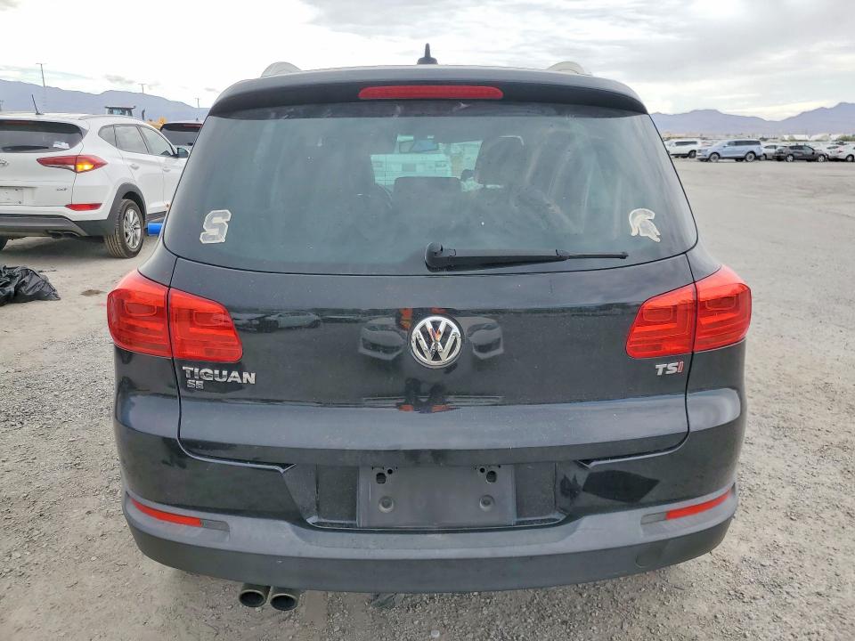 2016 Volkswagen Tiguan მანქანა იყიდება აუქციონზე, vin: WVGAV7AX2GW554461, აუქციონის ნომერი: 61620916