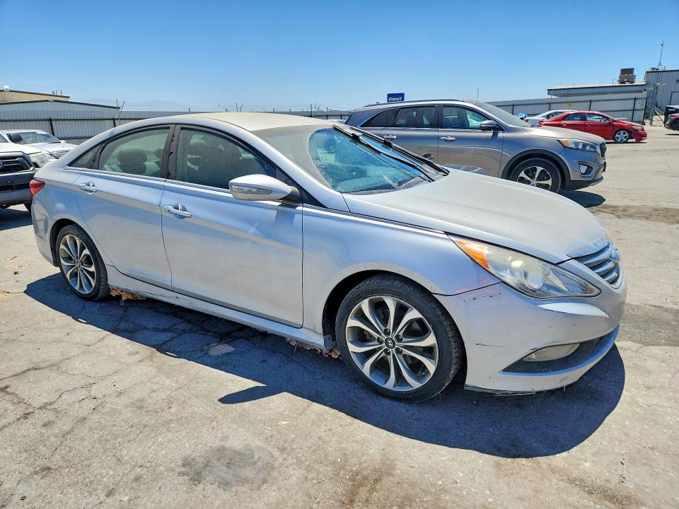63156906 :رقم المزاد ، 5NPEC4AC9EH833481 vin ، 2014 Hyundai Sonata مزاد بيع