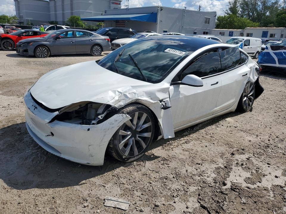 2024 Tesla Model 3 მანქანა იყიდება აუქციონზე, vin: 5YJ3E1EA0RF749000, აუქციონის ნომერი: 63191776