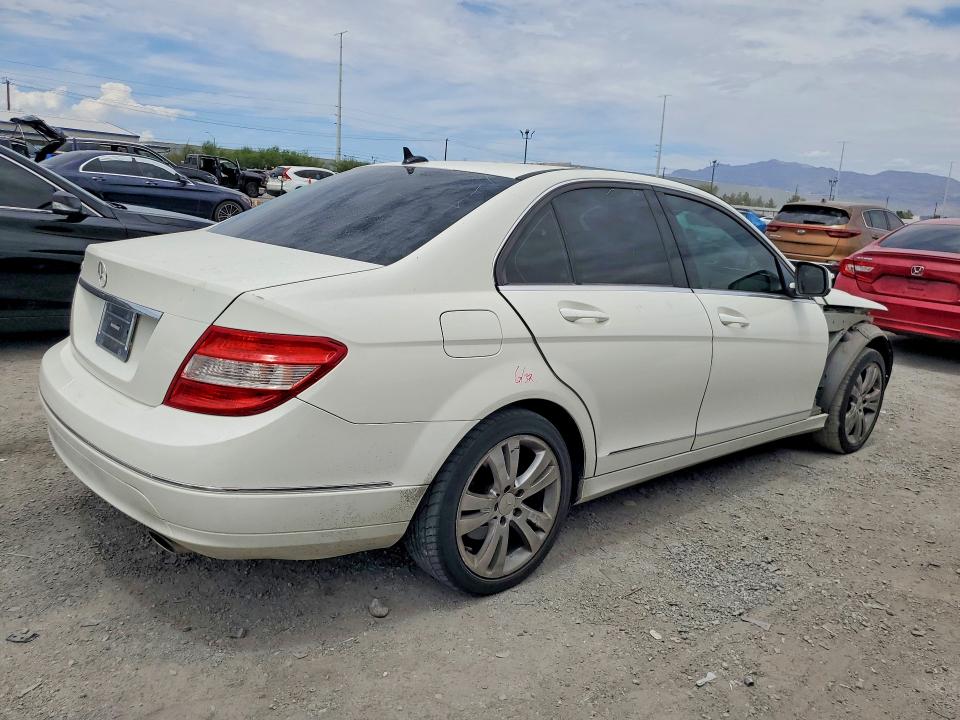 60231426 :رقم المزاد ، WDDGF54X89F232072 vin ، 2009 Mercedes-benz C مزاد بيع