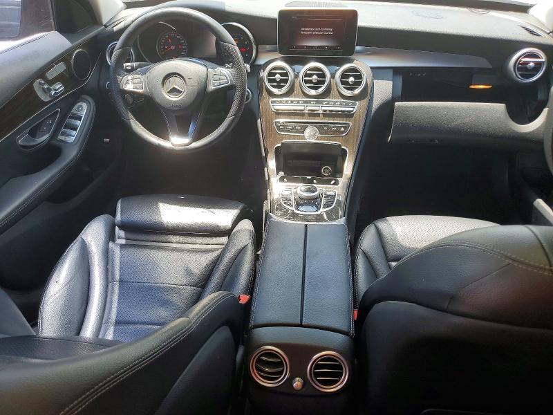 61481796 :رقم المزاد ، 55SWF4KB2HU213493 vin ، 2017 Mercedes-benz C مزاد بيع