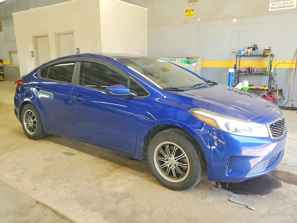 Продажа на аукционе авто 2017 Kia Forte, vin: 3KPFL4A74HE030206, номер лота: 61140896
