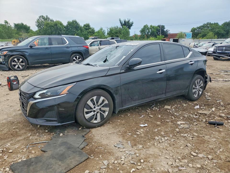 62625336 :رقم المزاد ، 1N4BL4BV4PN408522 vin ، 2023 Nissan Altima مزاد بيع