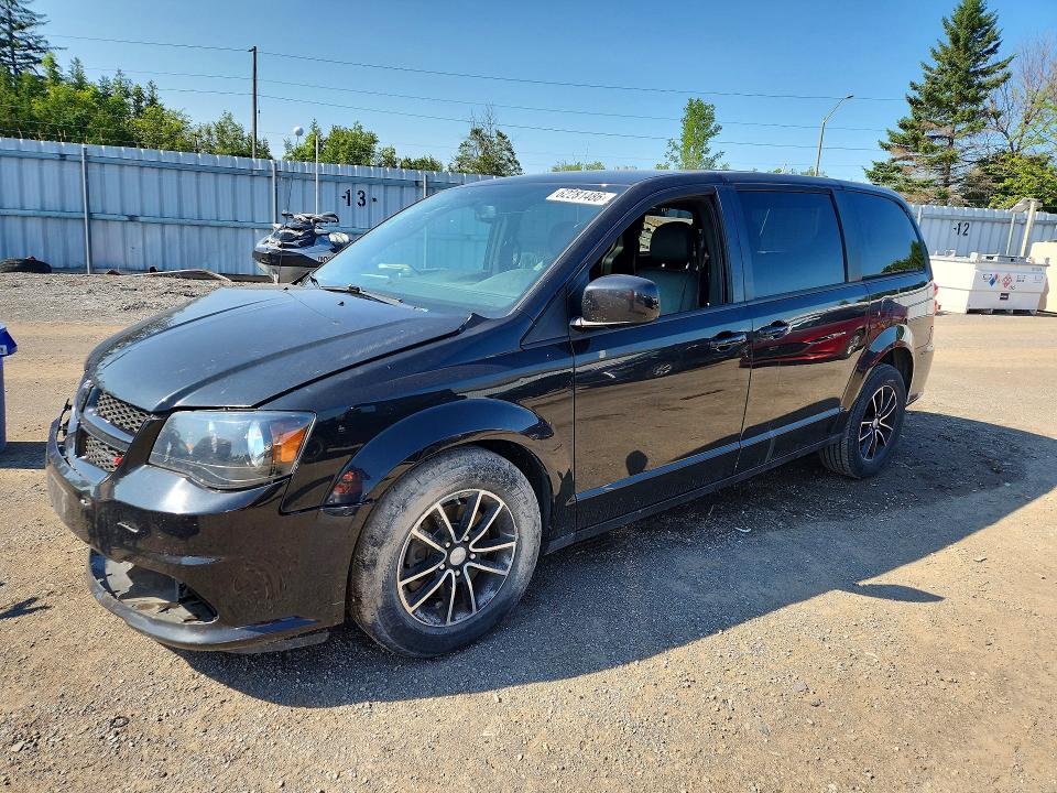62281486 :رقم المزاد ، 2C4RDGEG6JR242700 vin ، 2018 Dodge Grand Caravan مزاد بيع