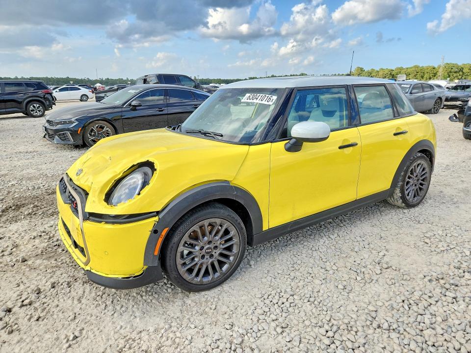2025 Mini Cooper მანქანა იყიდება აუქციონზე, vin: WMW53GD07S2X13854, აუქციონის ნომერი: 63041016