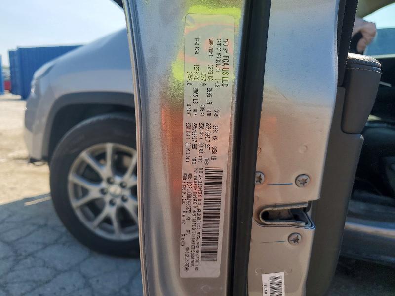 61044976 :رقم المزاد ، 1C4PJLCB8JD605372 vin ، 2018 Jeep Cherokee مزاد بيع