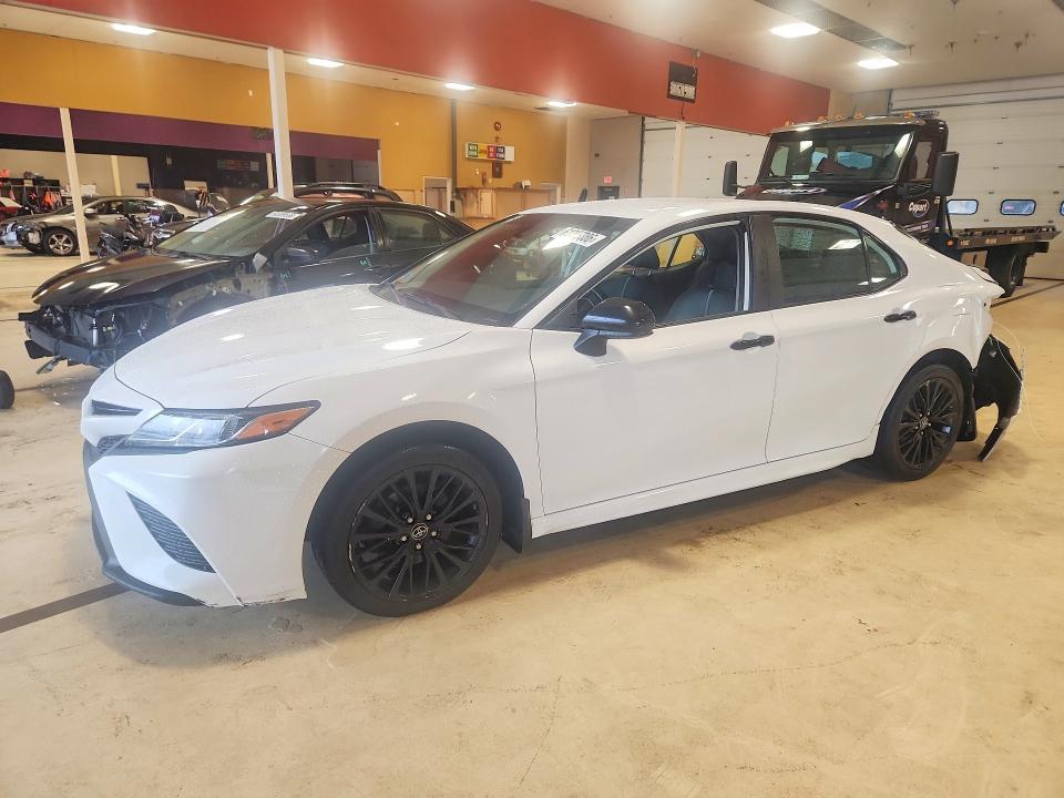 2019 Toyota Camry მანქანა იყიდება აუქციონზე, vin: 4T1B11HK4KU261902, აუქციონის ნომერი: 61393386