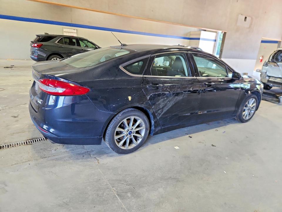 63125016 :رقم المزاد ، 3FA6P0HD0HR305335 vin ، 2017 Ford Fusion مزاد بيع