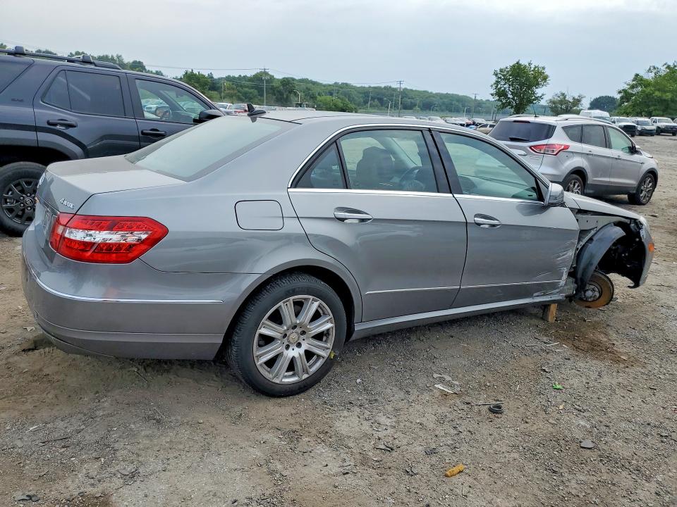 Продажа на аукционе авто 2012 Mercedes-benz E, vin: WDDHF8JB3CA620555, номер лота: 61982546