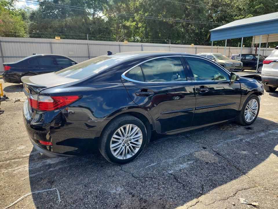 60159926 :رقم المزاد ، JTHBK1GG7D2056621 vin ، 2013 Lexus Es مزاد بيع