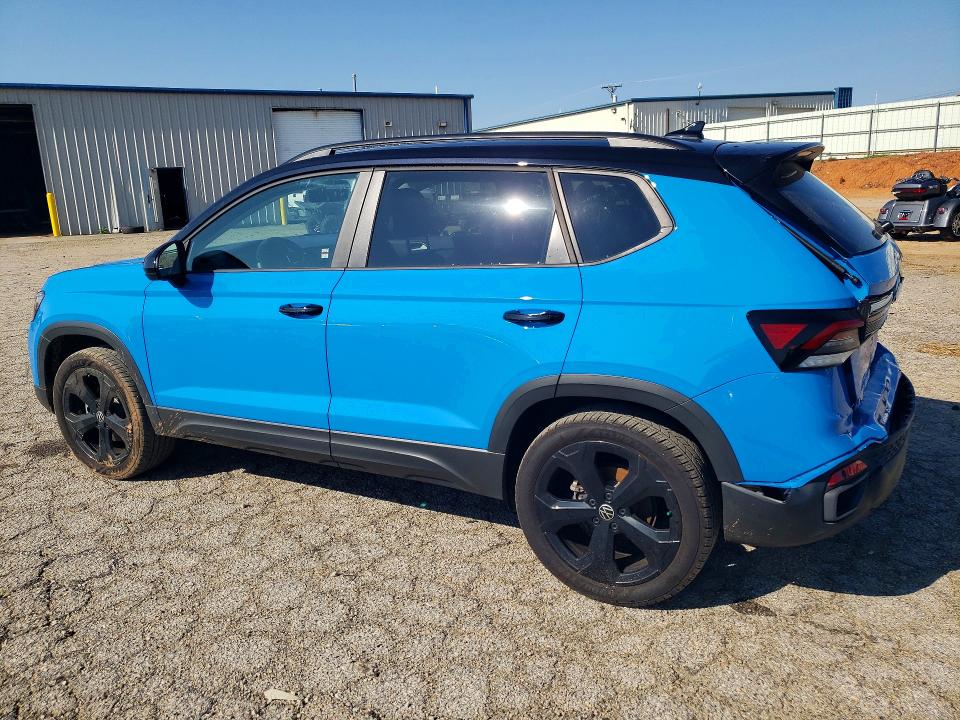 60327146 :رقم المزاد ، 3VV2C7B24SM077107 vin ، 2025 Volkswagen Taos مزاد بيع