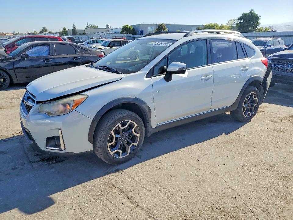 60662226 :رقم المزاد ، JF2GPAKC0HH280136 vin ، 2017 Subaru Crosstrek مزاد بيع