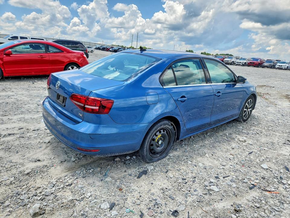 61378996 :رقم المزاد ، 3VWDB7AJ1HM291951 vin ، 2017 Volkswagen Jetta مزاد بيع