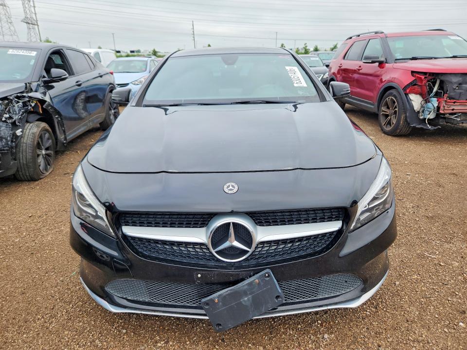 63051406 :رقم المزاد ، WDDSJ4GB2JN520425 vin ، 2018 Mercedes-benz Cla مزاد بيع