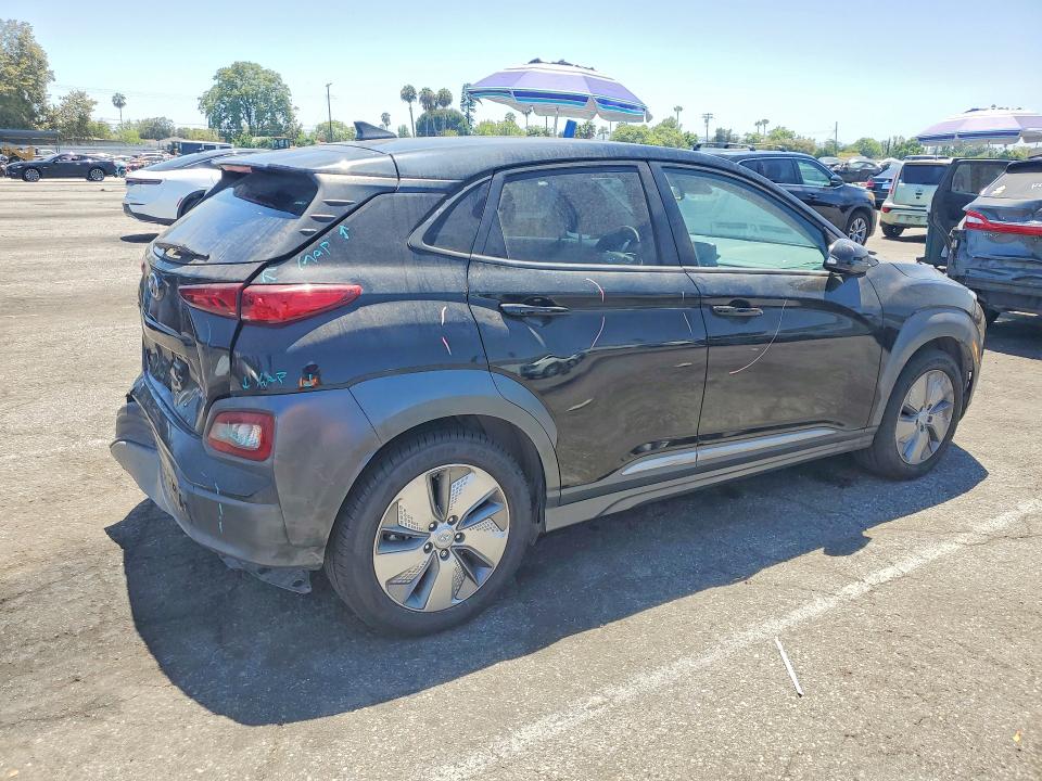 Продажа на аукционе авто 2021 Hyundai Kona, vin: KM8K23AG6MU132884, номер лота: 61887966