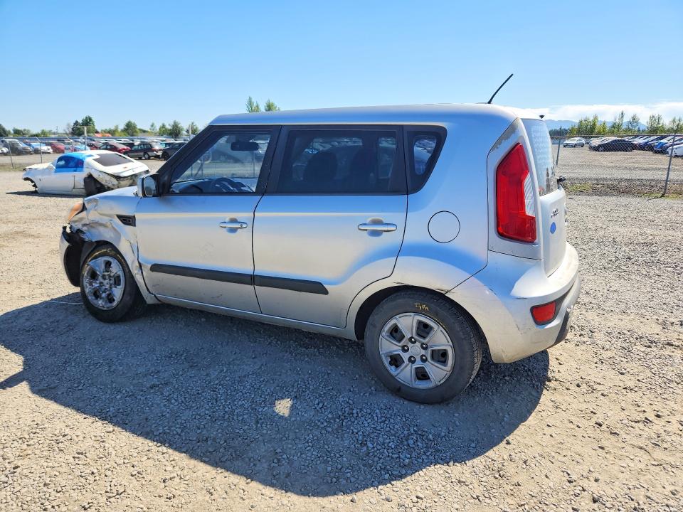 60522176 :رقم المزاد ، KNDJT2A56D7774932 vin ، 2013 Kia Soul مزاد بيع