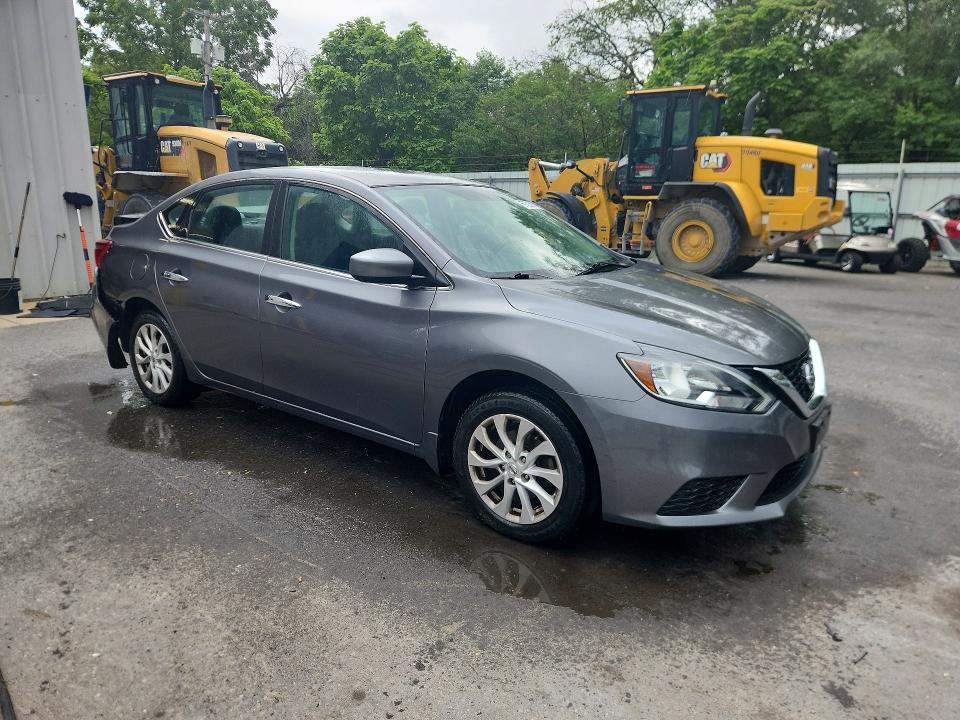 2018 Nissan Sentra მანქანა იყიდება აუქციონზე, vin: 3N1AB7AP0JY295808, აუქციონის ნომერი: 61325086