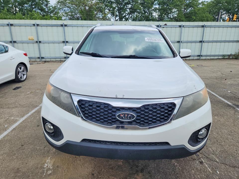2011 Kia Sorento მანქანა იყიდება აუქციონზე, vin: 5XYKT4A18BG155942, აუქციონის ნომერი: 60038726