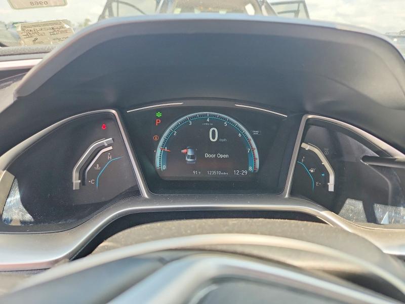 59679736 :رقم المزاد ، JHMFC1F7XJX003863 vin ، 2018 Honda Civic مزاد بيع