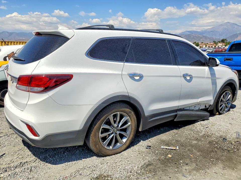 Продажа на аукционе авто 2018 Hyundai Santa Fe, vin: KM8SM4HF6JU262754, номер лота: 61014156