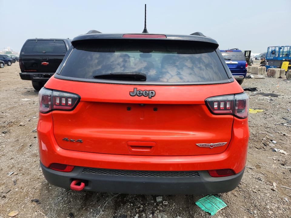 2017 Jeep Compass მანქანა იყიდება აუქციონზე, vin: 3C4NJDDB2HT667060, აუქციონის ნომერი: 61139656