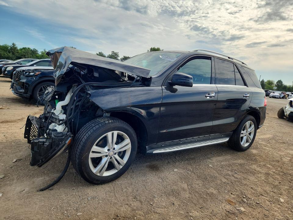 61382686 :رقم المزاد ، 4JGDA5HB3DA196805 vin ، 2013 Mercedes-benz Ml مزاد بيع